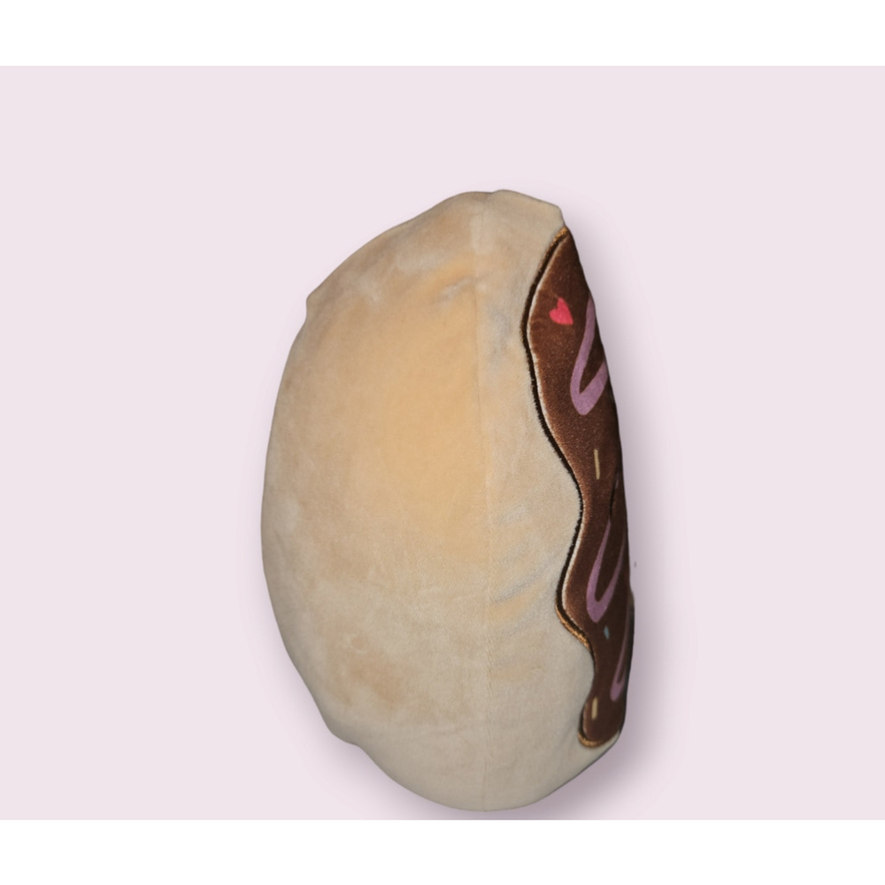Deja the Chocolate Donut 8" Squismalllow NEW - Picture 5 of 10
